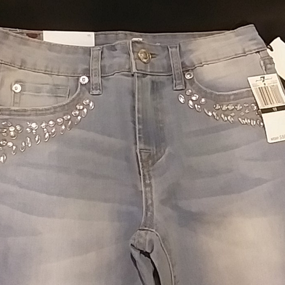 Jeans - Picture 2 of 4